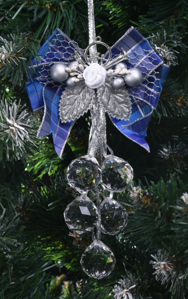 Подвеска Global Treasure Бант с кристалами 22 см в ассортименте P2106049AB