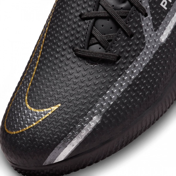 Футзальне взуття Nike Phantom GT2 Academy IC DC0765-007 р.US 9,5 чорний