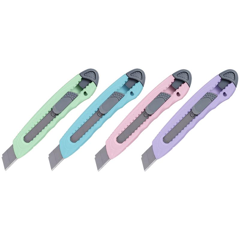 Ніж канцелярський Axent лезо 18 мм (пластиковий корпус) (6402-A)