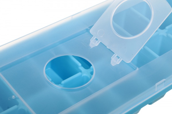 Форма для льда с крышкой в ассортименте 024000840