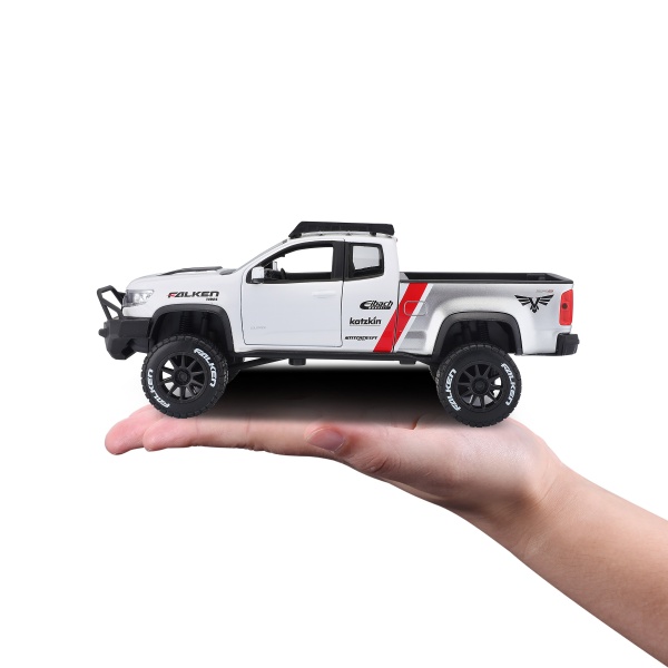Машинка Maisto 1:24 игрушечная Chevrolet Colorado ZR2 32534 white