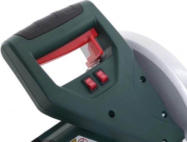 Пила торцювальна Metabo KGS 216 M