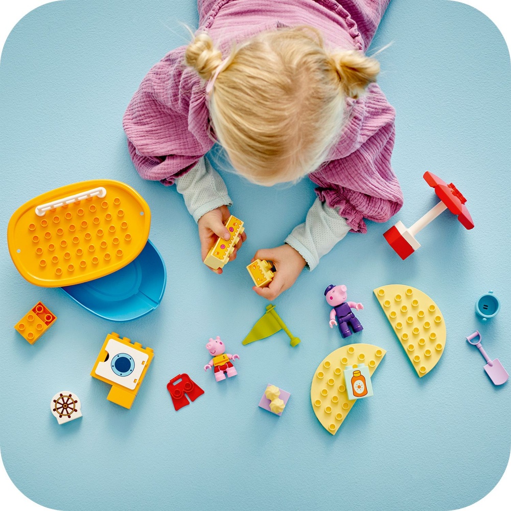 Конструктор LEGO DUPLO Морська прогулянка Пеппи на човні 10432