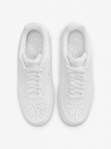 Кросівки Nike NIKE COURT VISION LOW NEXT NATURE DH3158-108 р.38 білий