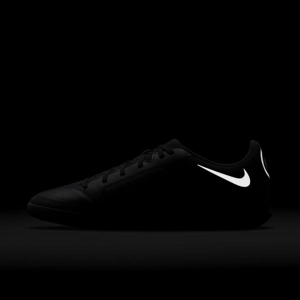 Футзальне взуття Nike Tiempo Legend 9 Club IC DA1189-004 р.US 7,5 чорний