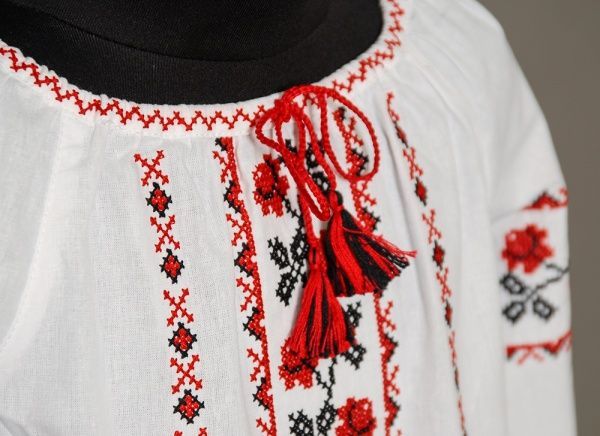Рубашка-вышиванка Гармонiя Роза р.92 белый с красным 