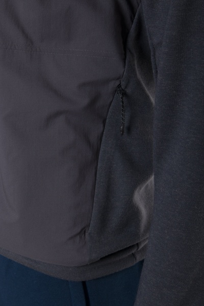 Джемпер Adidas Climb the City AP8328 р. 52 сірий