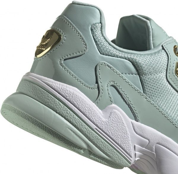 Кросівки Adidas FALCON W FV5092 р.5,5 зелений