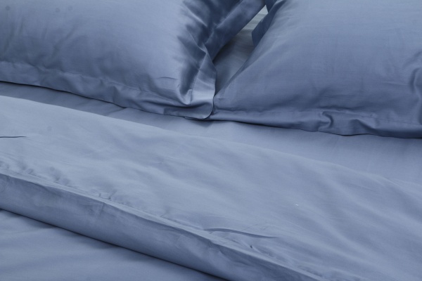 Комплект постільної білизни Сатин Люкс євро сіро-блакитний Homeline 