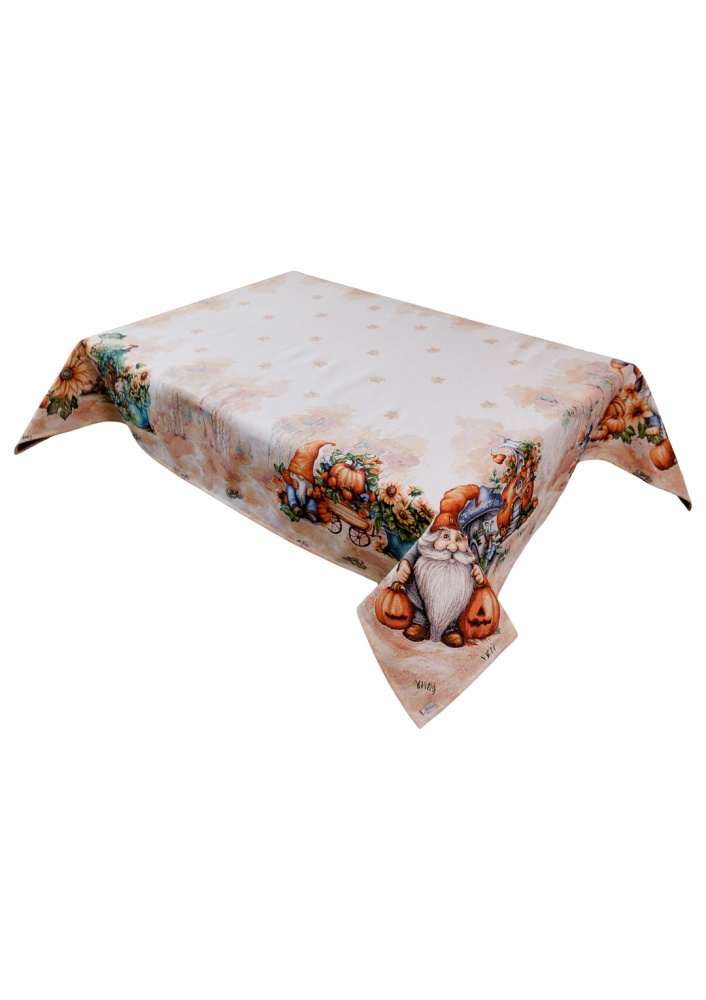 Скатерть Тыквенные гномы 135x140 см бежево-желтый Прованс