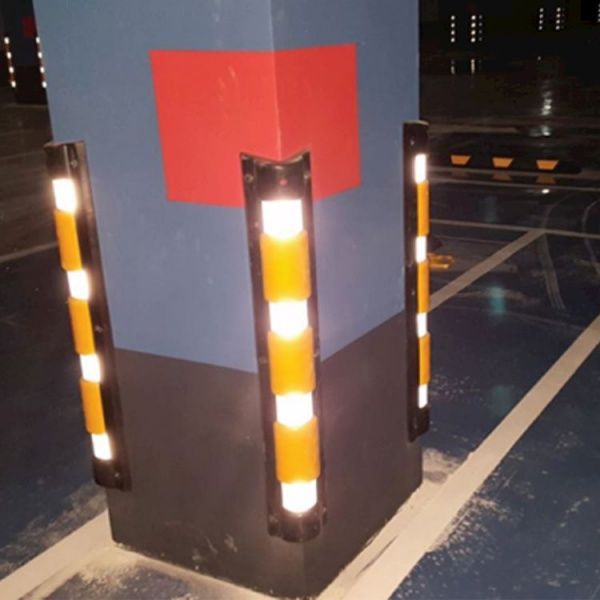 Защита угловая пластиковая вставка 900х100 мм бело-желтый