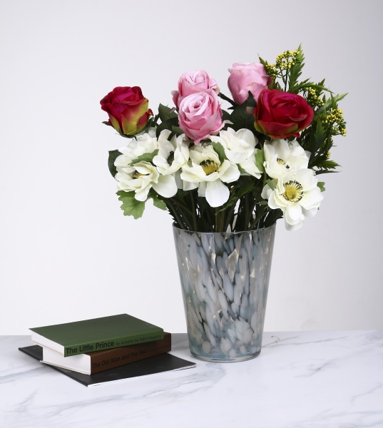 Ваза стеклянная Wrzesniak Glassworks Confetti опал 24 см прозрачный голубой 