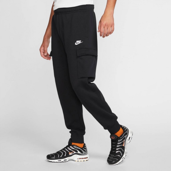 Брюки Nike CLUB PANT CARGO BB CD3129-010 р. S черный