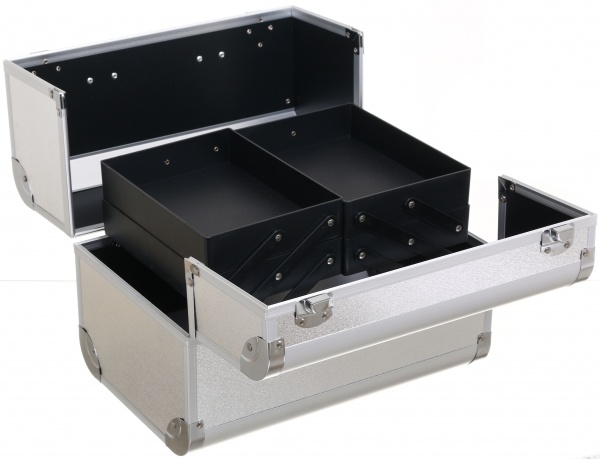 Кейс срібний 32х21х25,5 см cx1613 срібний 