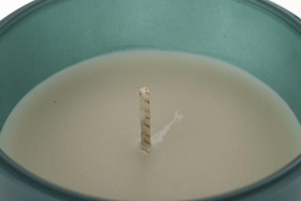 Свеча в стакане с предсказанием аромат эскада 