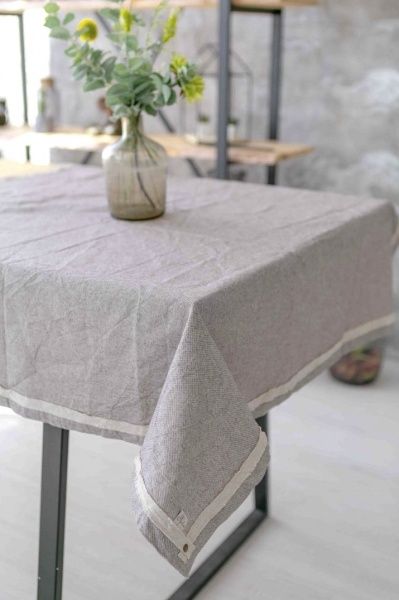 Скатерть Hygge 109x109 см коричневый Прованс 