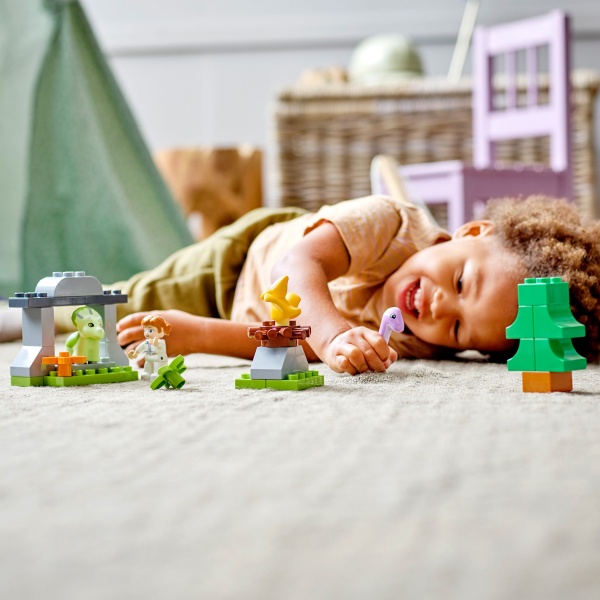 Конструктор LEGO DUPLO Ясли для динозавров 10938