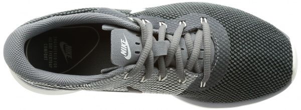 Кроссовки Nike WMNS TANJUN RACER 921668-003 р.9,5 темно-серый