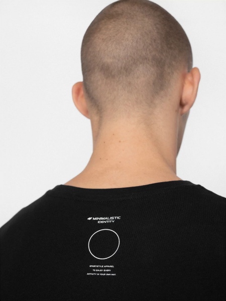 Футболка 4F T-SHIRT TSM011 H4Z22-TSM011-20S р.M черный