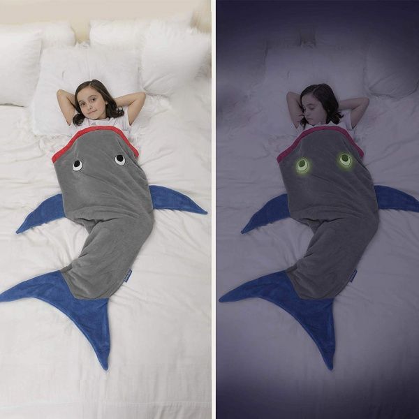 Плед-спальник BLANKIE TAILS Акула BT0003G-B