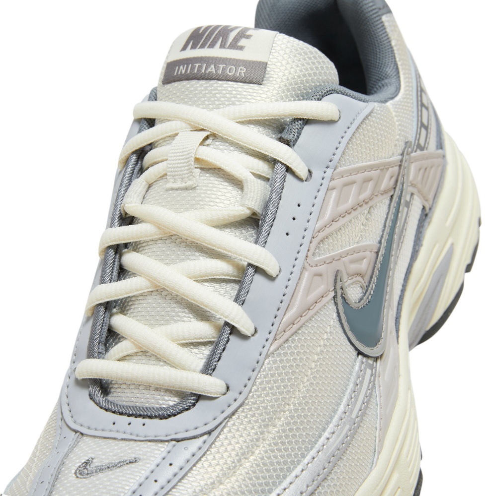 Кроссовки мужские Nike INITIATOR HQ1179-001 р.45 серые