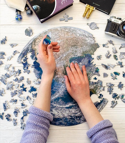 Пазл деревянный Земля 30 см PuzzleUp 