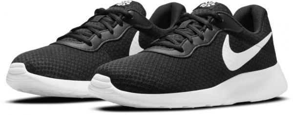 Кроссовки Nike TANJUN DJ6258-003 р.47 US 12,5 30,5 см черный