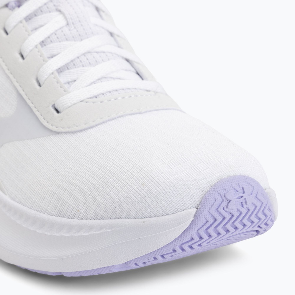 Кросівки жіночі Under Armour Aurora 3 6000760-100 р.38,5 білі