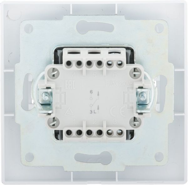 Выключатель одноклавишный UP! (Underprice) One + без подсветки 10 А 250В белый 706-0202-100