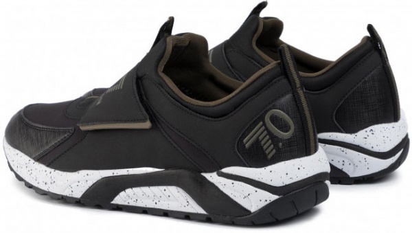 Кроссовки EA7 PVC/PLASTIC_SNEAKER X8X035-XK062-C759 р.US 5 черный