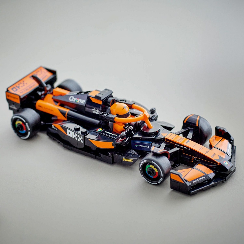Конструктор LEGO Speed Champions Автомобіль для перегонів McLaren F1® Team MCL38 77251