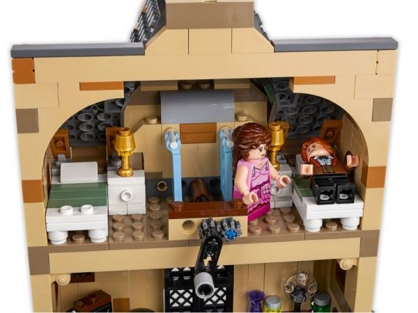 Конструктор LEGO Harry Potter Часовая башня в Хогвартсе 75948