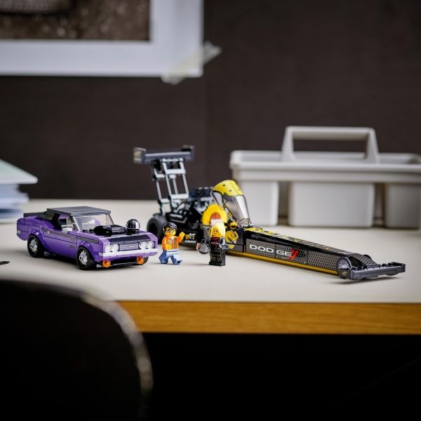 Конструктор LEGO Speed Champions Mopar Dodge//SRT Top Fuel Dragster and 1970 Dodge Challenger T/A 76904