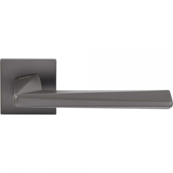 Ручка на розетці RDA Novelty R титан