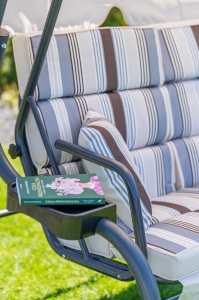 Гойдалка з навісом Mirpol INES з москітною сіткою 215х130х170 см