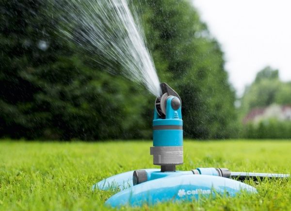 Дождеватель осциллирующий Cellfast секторный MULTI tt 52-065