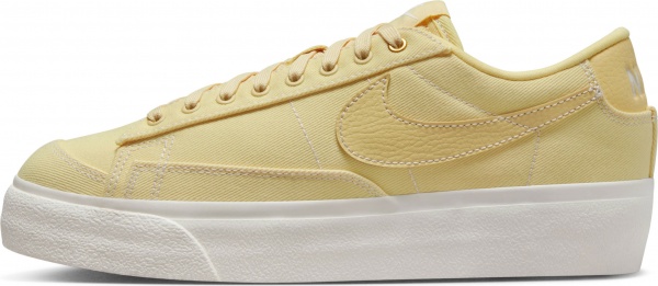 Кроссовки Nike W BLAZER LOW PLATFORM CNVS DV7475-200 р.41 бежевый