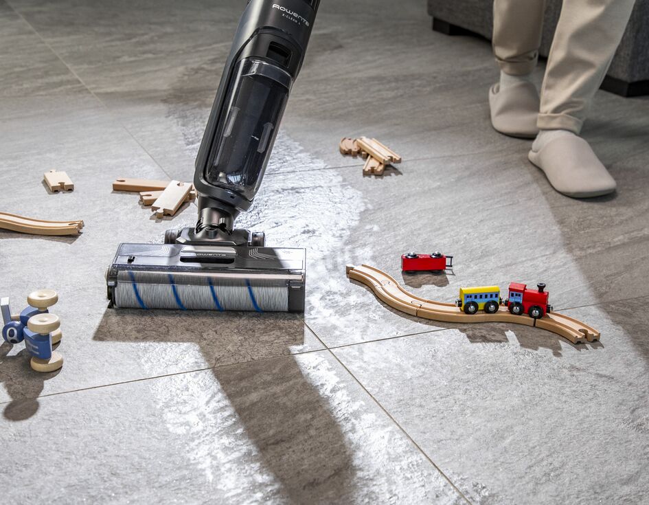 Пылесос моющий Rowenta X-CLEAN 4 GZ5037WO grey