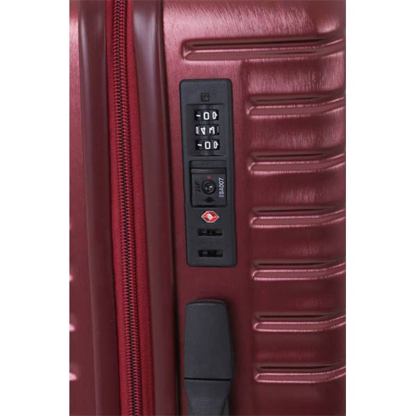 Чемодан Indigo 19104 40 л красный 50х37х22 см 