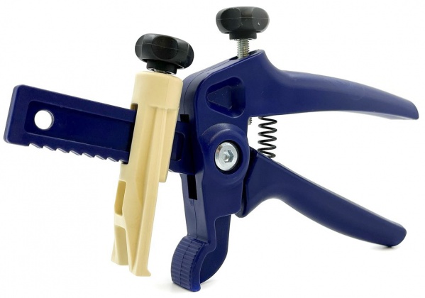 Ключ для СВП Replast пластиковый (TL 000001)