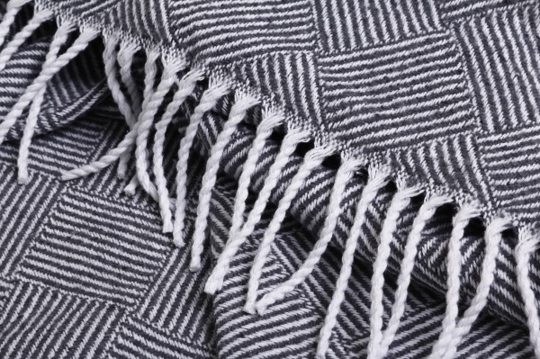 Плед Валенсия 140x200 см серый Vladi 