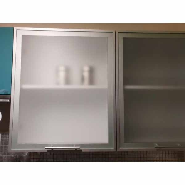 Уголок алюминиевый АЛЮПРО 15x15x1,5 мм 2500 мм с клейкой лентой орех светлый