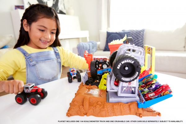 Ігровий набір Hot Wheels Перше змагання серії 