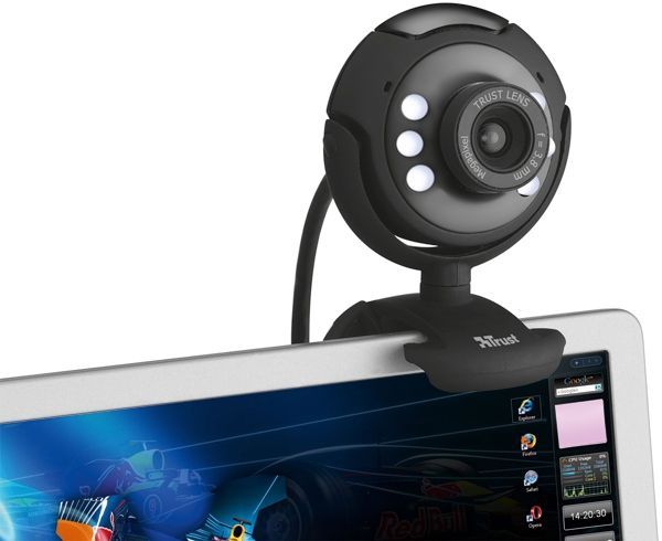 Веб-камера Trust Webcam SpotLight Pro (16428)
