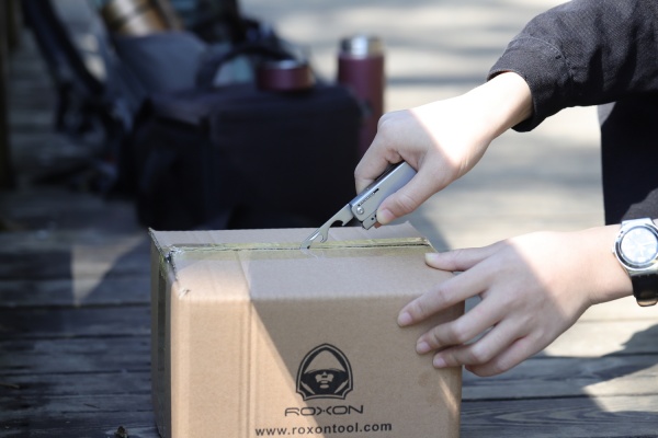 Мультитул Roxon со сменными битами, серый M3