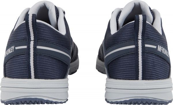 Кросівки McKinley Amphibio II M 288363-903506 р.40 темно-синій