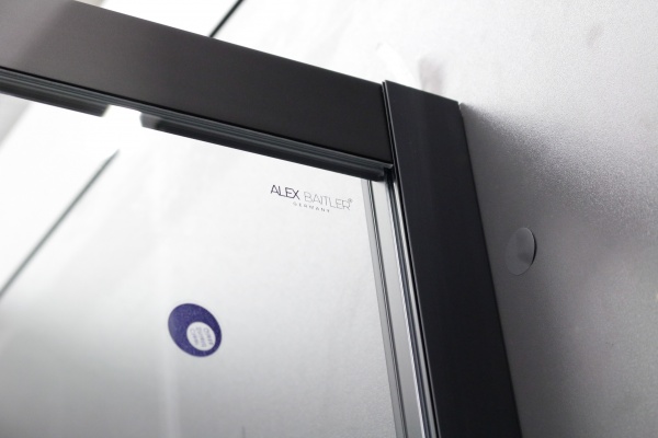 Душевое ограждение Alex Baitler LITE BLACK 80х120х200 см R