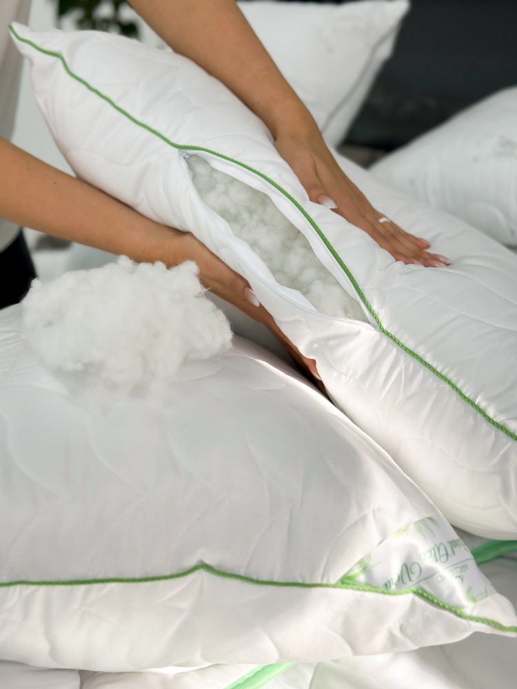 Подушка Floral Aloe Vera ARCLOUD 70x70 см білий із зеленим