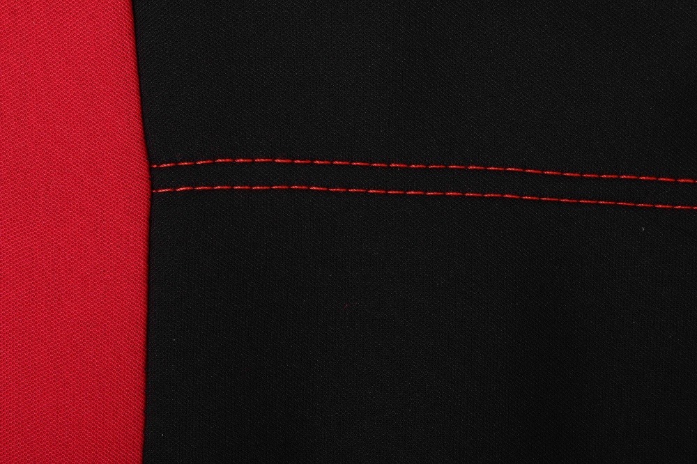 Комплект чехлов на передние сиденья Auto Assistance универсальных AA1842F-2 2 шт. черный с красным