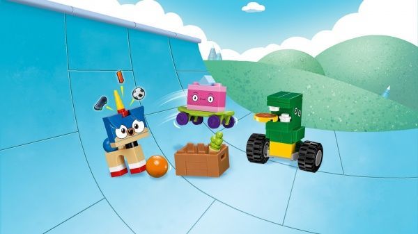 Конструктор LEGO Unikitty Трехколесный мотоцикл принца Паппикорна 41452